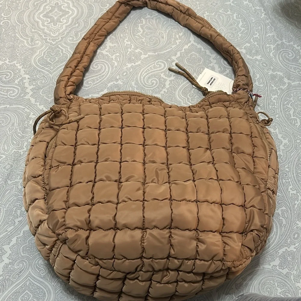 Urban Outfitters Tan Quilted Tote Bag Puffer Hobo Purse Crossbody Natura…